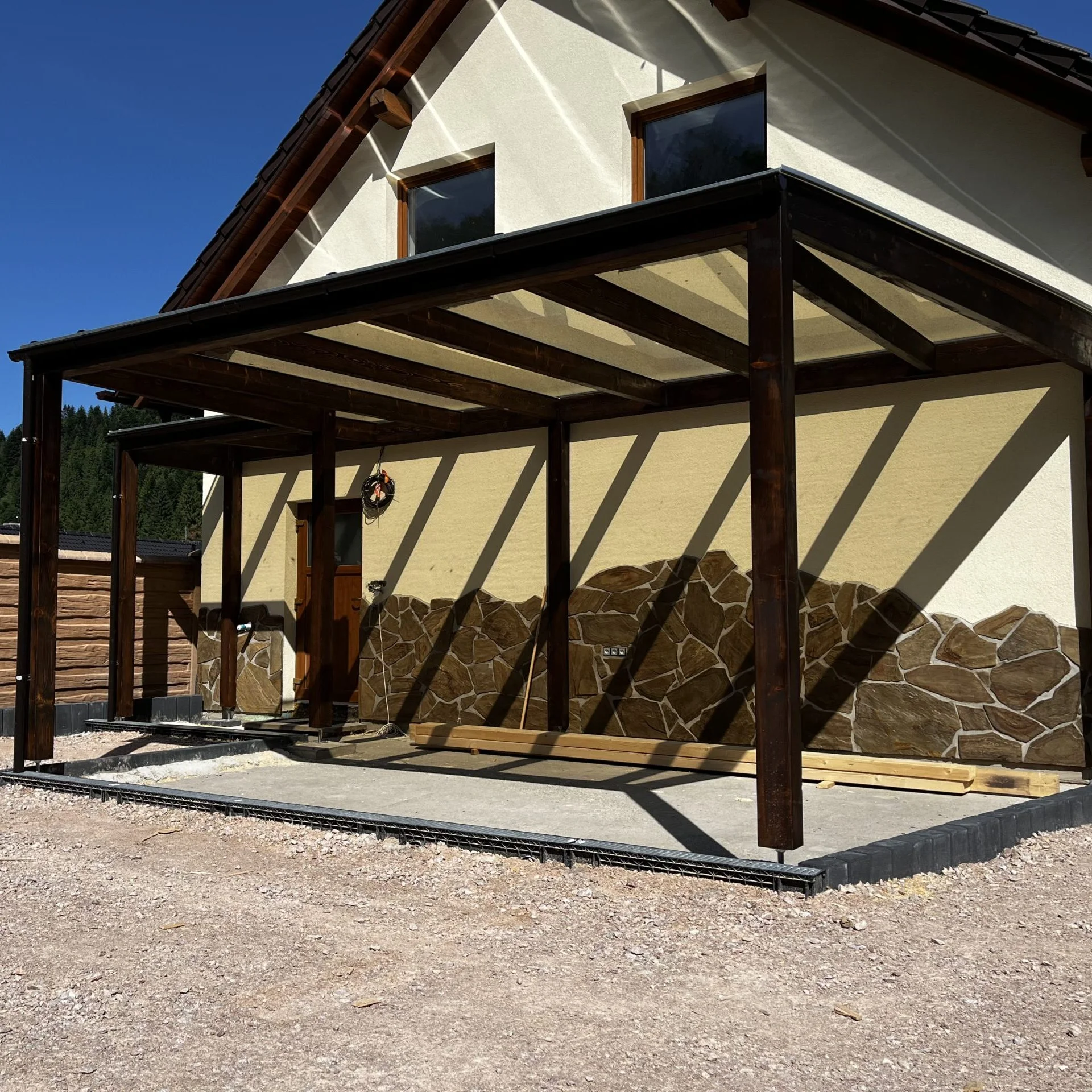 Drevená pergola