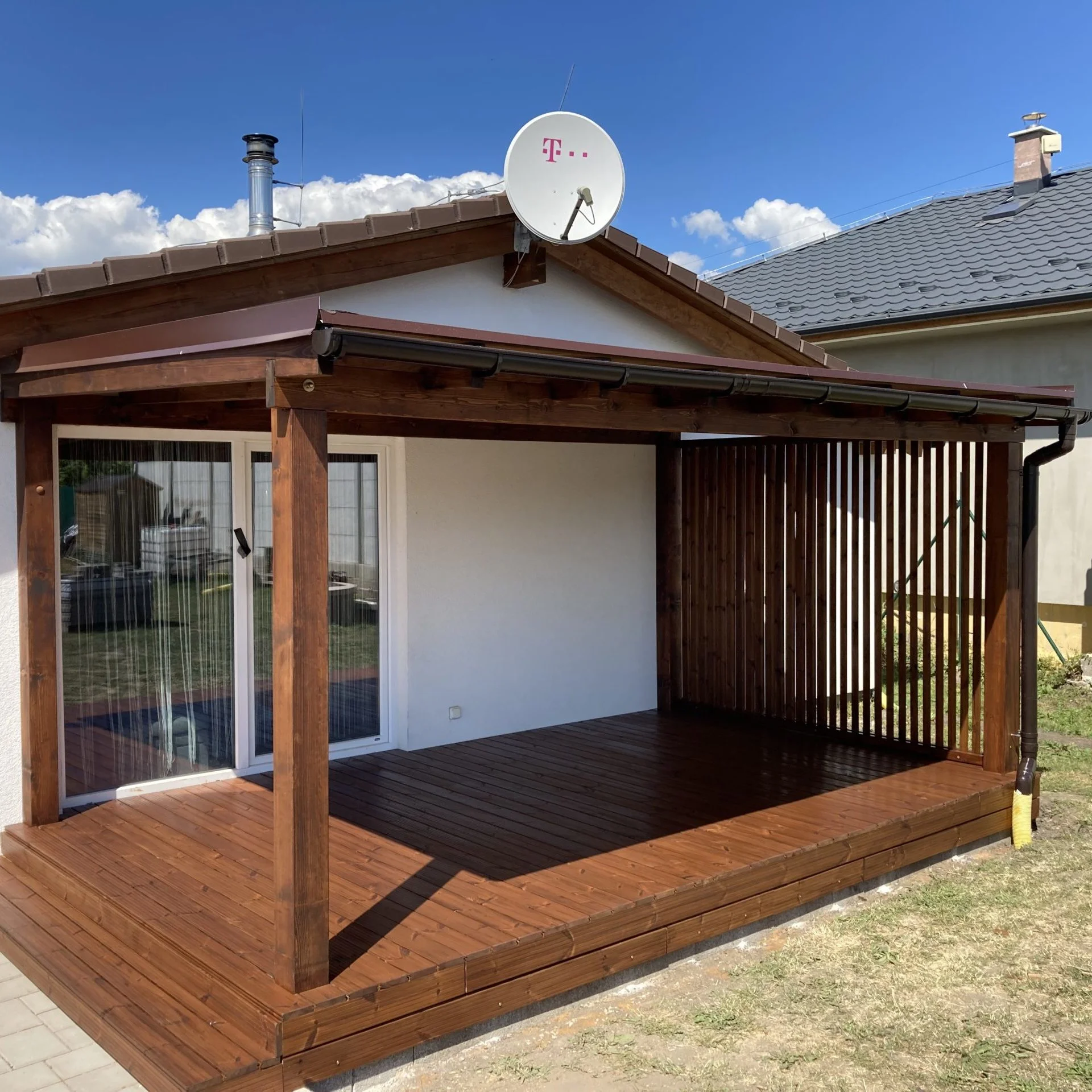 Drevená pergola na terase
